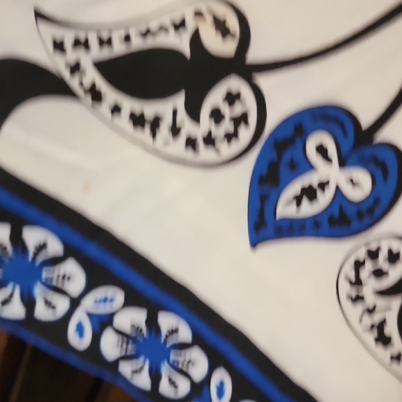 Stylish Blue and White Floral Mini Dress - Picture 5 of 12